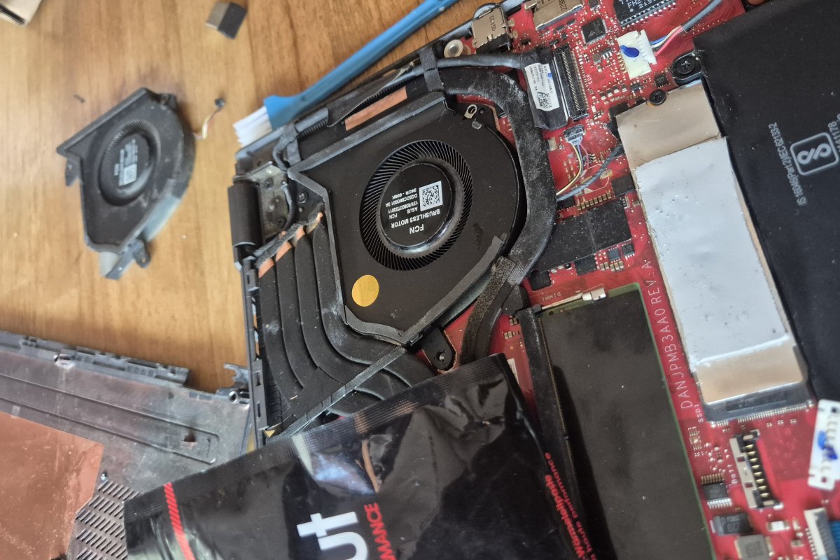 ROG asus ქულერების შეცვლა before